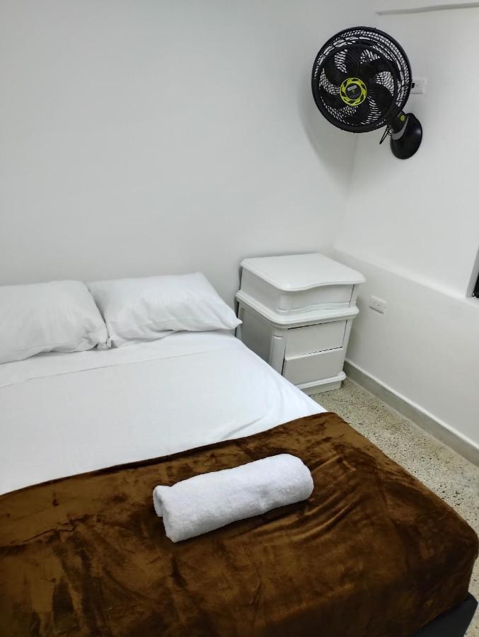 Area 51 Hostel Медельїн Екстер'єр фото